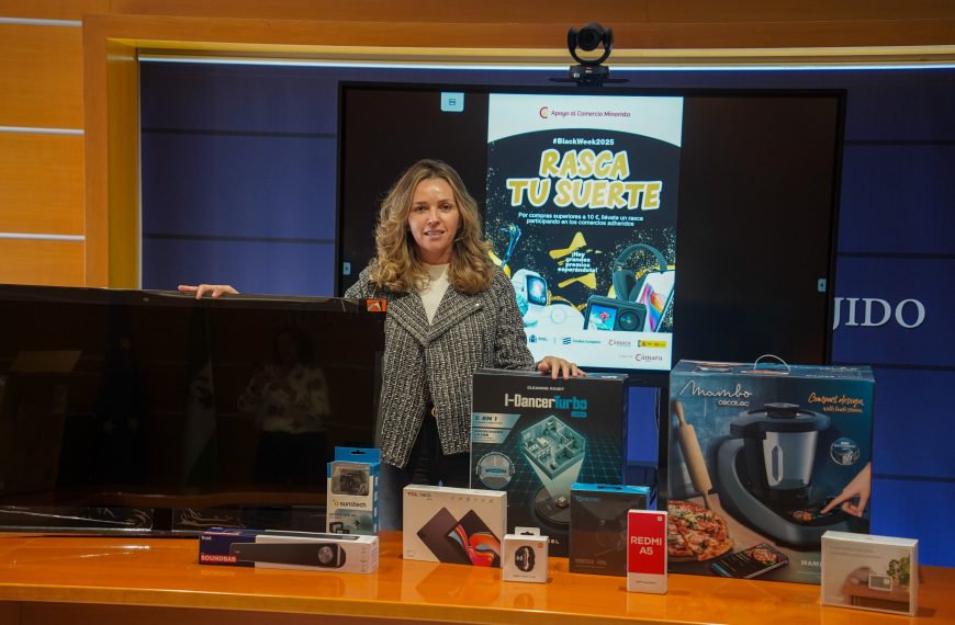 El Ejido impulsa su comercio local con la campaña ‘Rascas Black Week