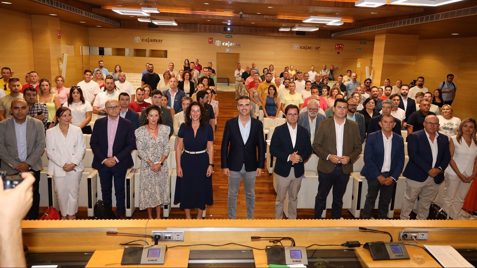 El alcalde asiste a la entrega de ayudas por parte de la Junta a 135 productores de El Ejido: más de 8,7 millones para la modernización de invernaderos