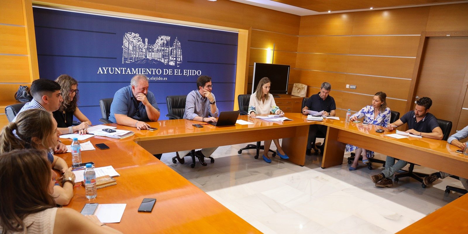 La Junta de Gobierno aprueba la prórroga del programa ‘Aula de Ocio’ para el próximo curso, que ha ofrecido este año 60 talleres formativos