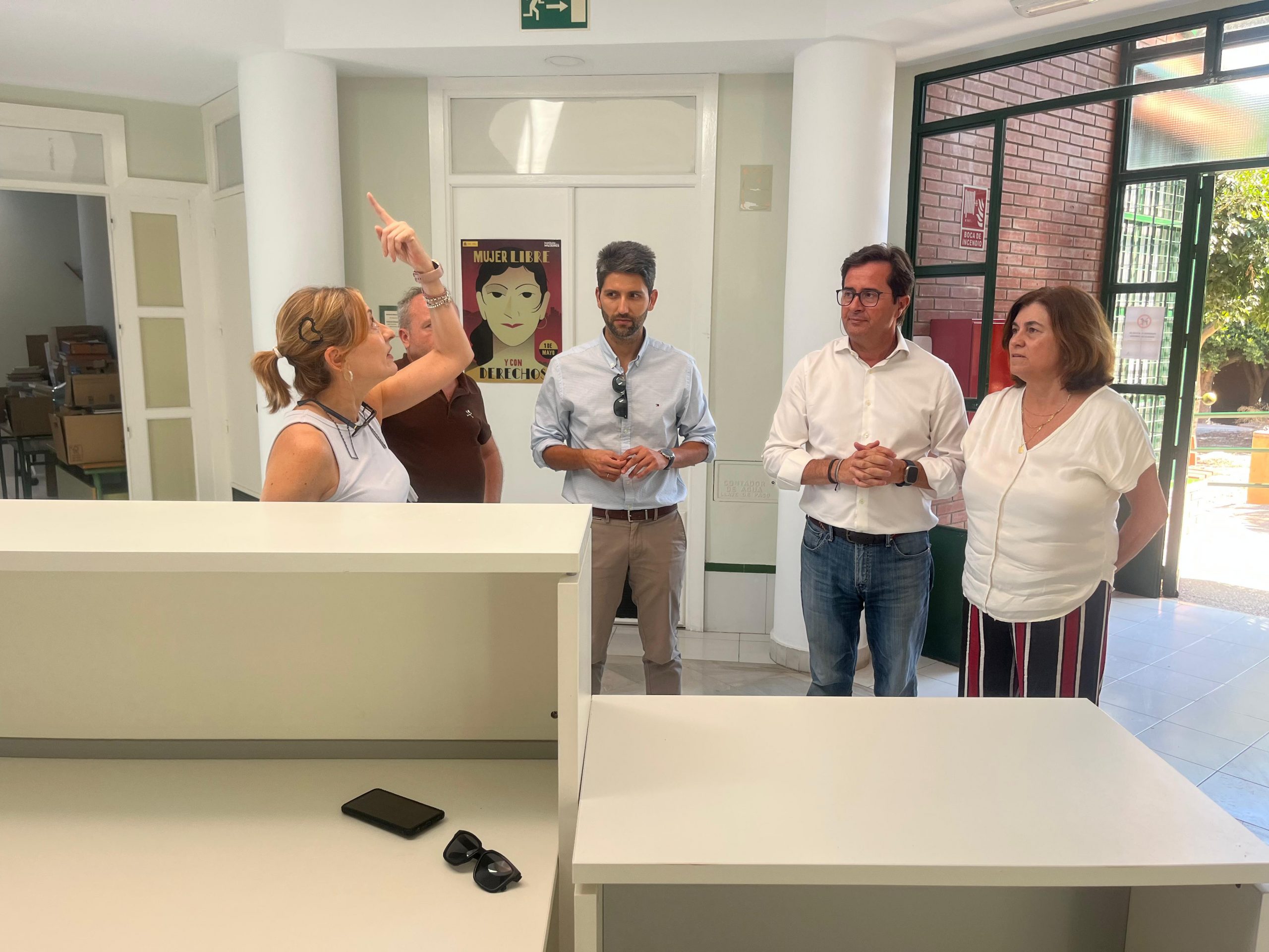 Una nueva aula TIC en el Centro de Profesorado y mejoras en el Centro de Adultos ‘Pablo Freire’