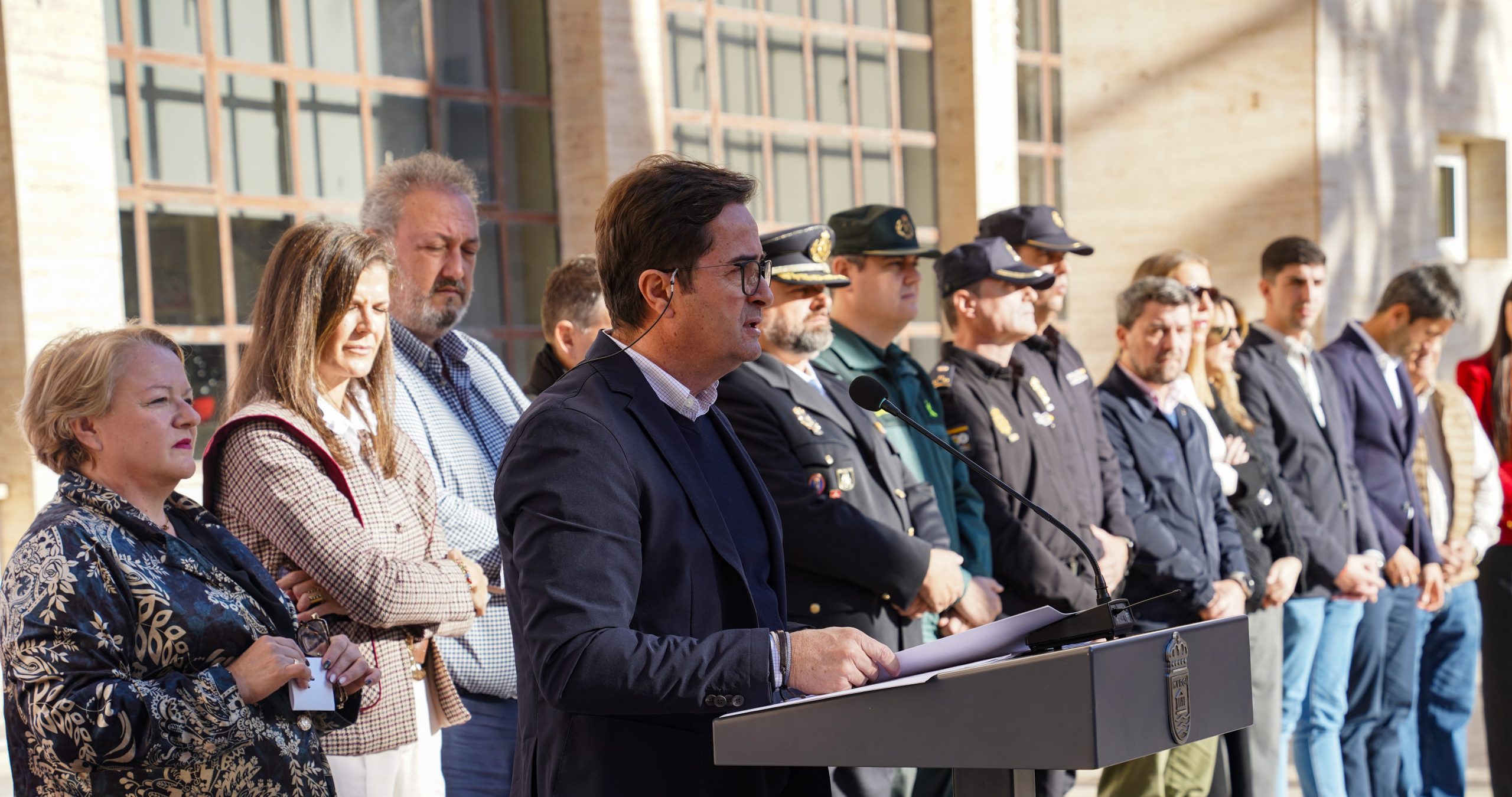 Una lectura de manifiesto y el reconocimiento a diez empresas, Hospital de Poniente, Policía Nacional y un AMPA clausuran la XIII Semana de la Discapacidad de El Ejido
