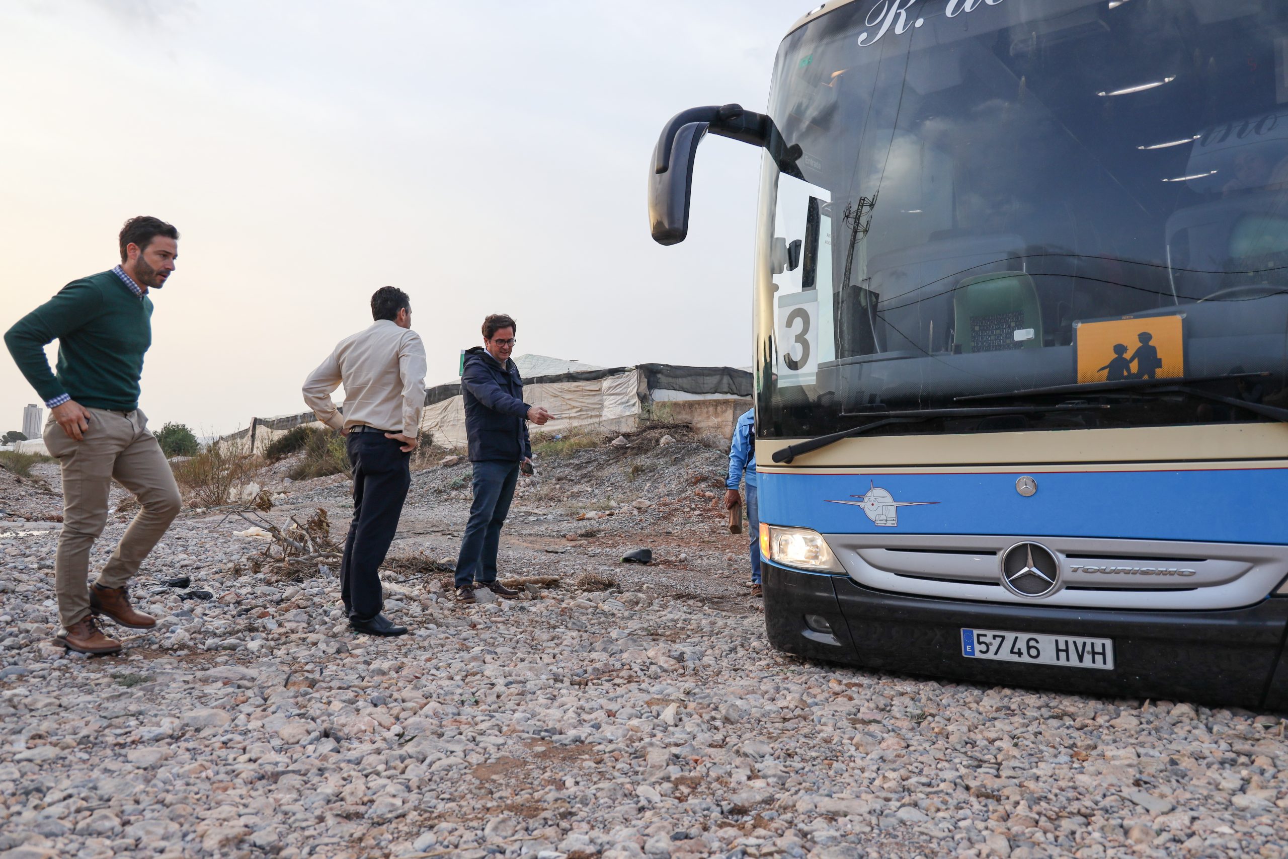 El Ayuntamiento aprueba inversiones por más de 700.000 euros para reparar daños en caminos, alumbrado público y señalización viaria a consecuencia de la DANA