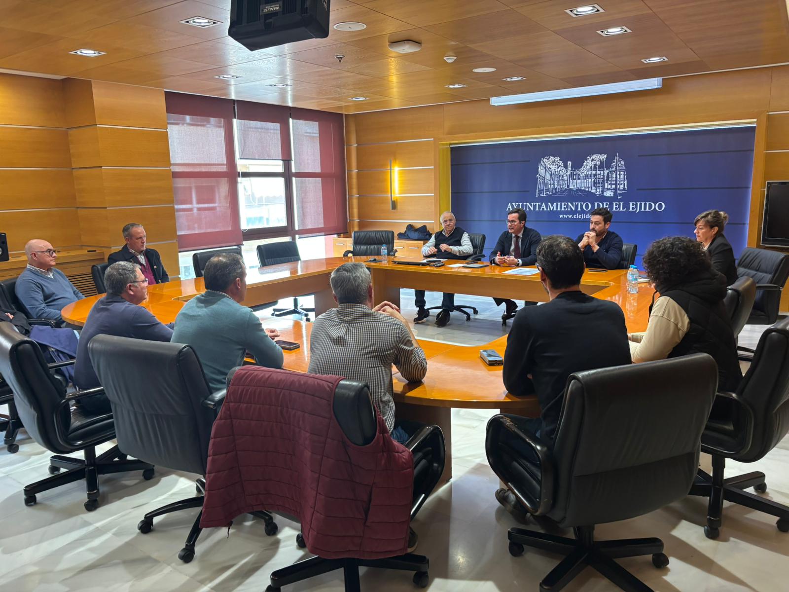 El Ayuntamiento pone en marcha un nuevo cuerpo de inspectores municipales con capacidad sancionadora para reforzar la limpieza urbana y la prevención de actos incívicos