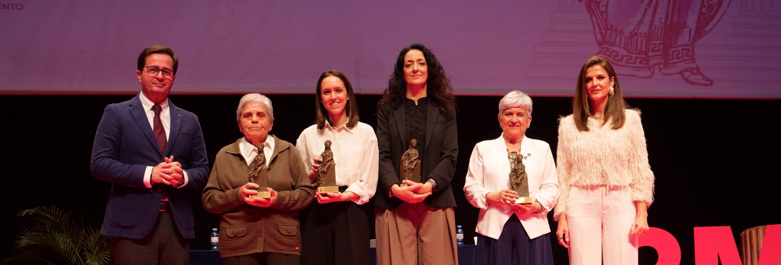 Los VIII Premios Porcia Maura homenajean a Pilar Vicente Pérez, Patricia Sánchez Lucas, Mónica López Bernal y Elia Mayor García (a título póstumo) por su relevante trayectoria