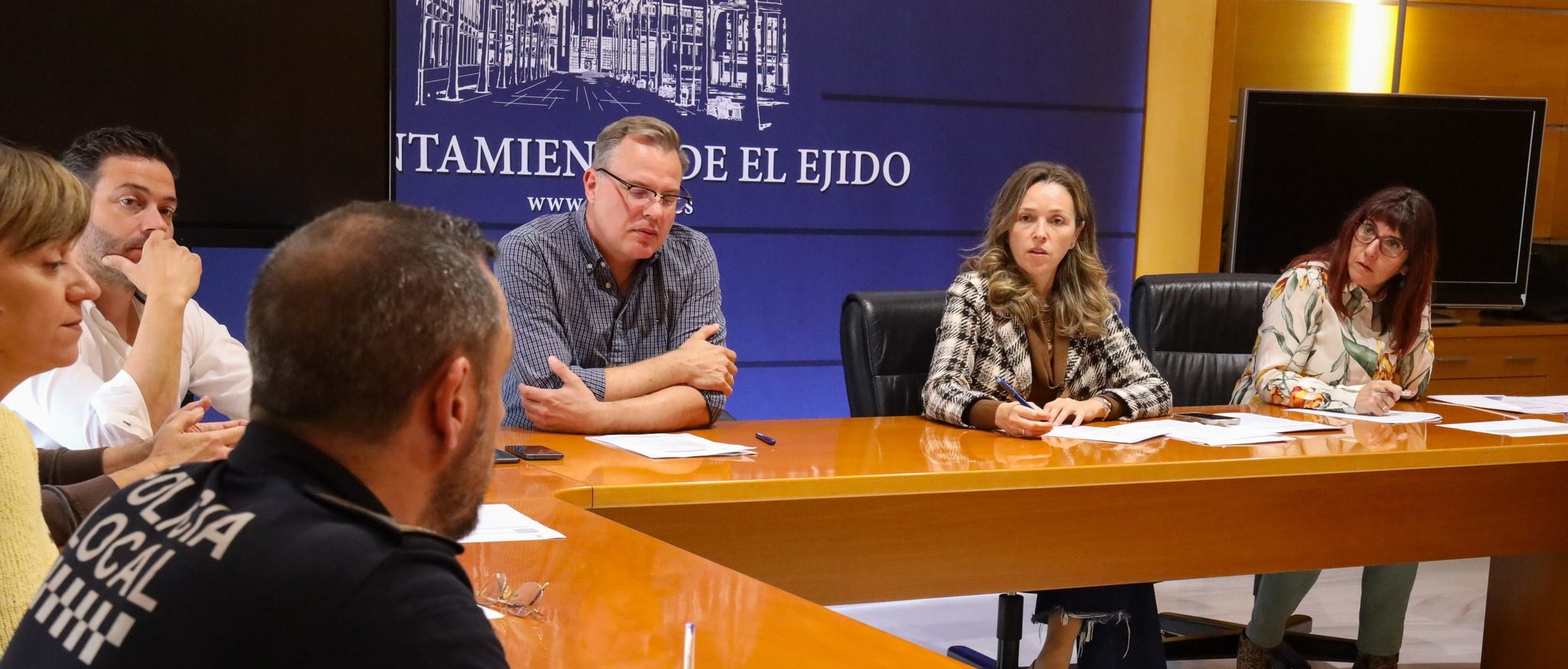 El Ejido avanza en la planificación de la temporada de playas 2026 con mejoras en seguridad, accesibilidad y sostenibilidad