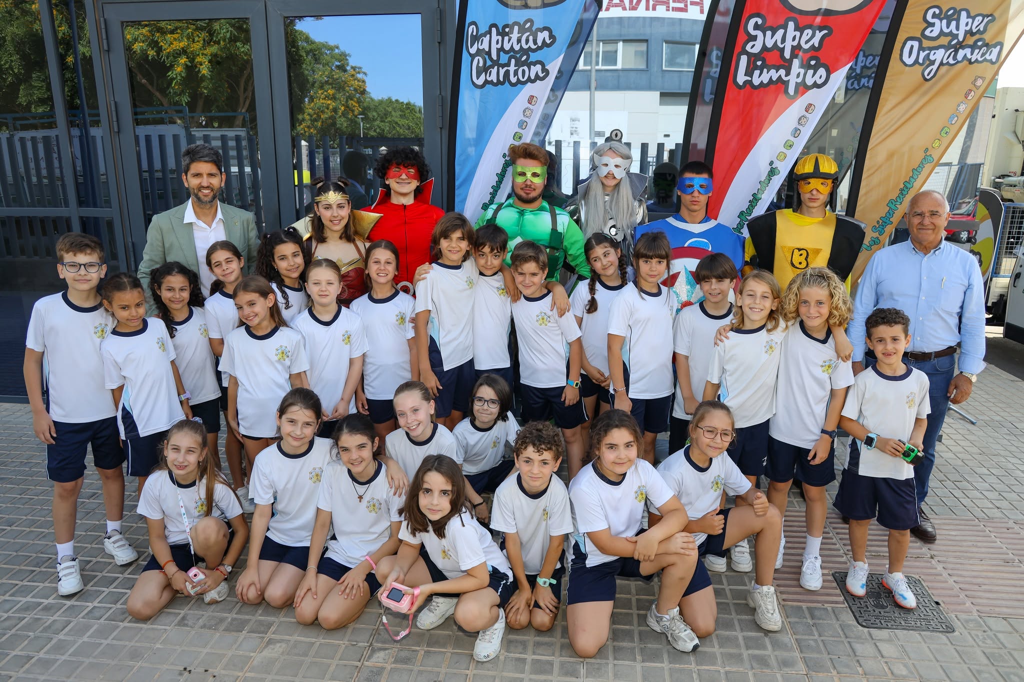 El Colegio Divina Infantita gana la VIII edición de la campaña de concienciación escolar ‘¡Aprende a reciclar!’