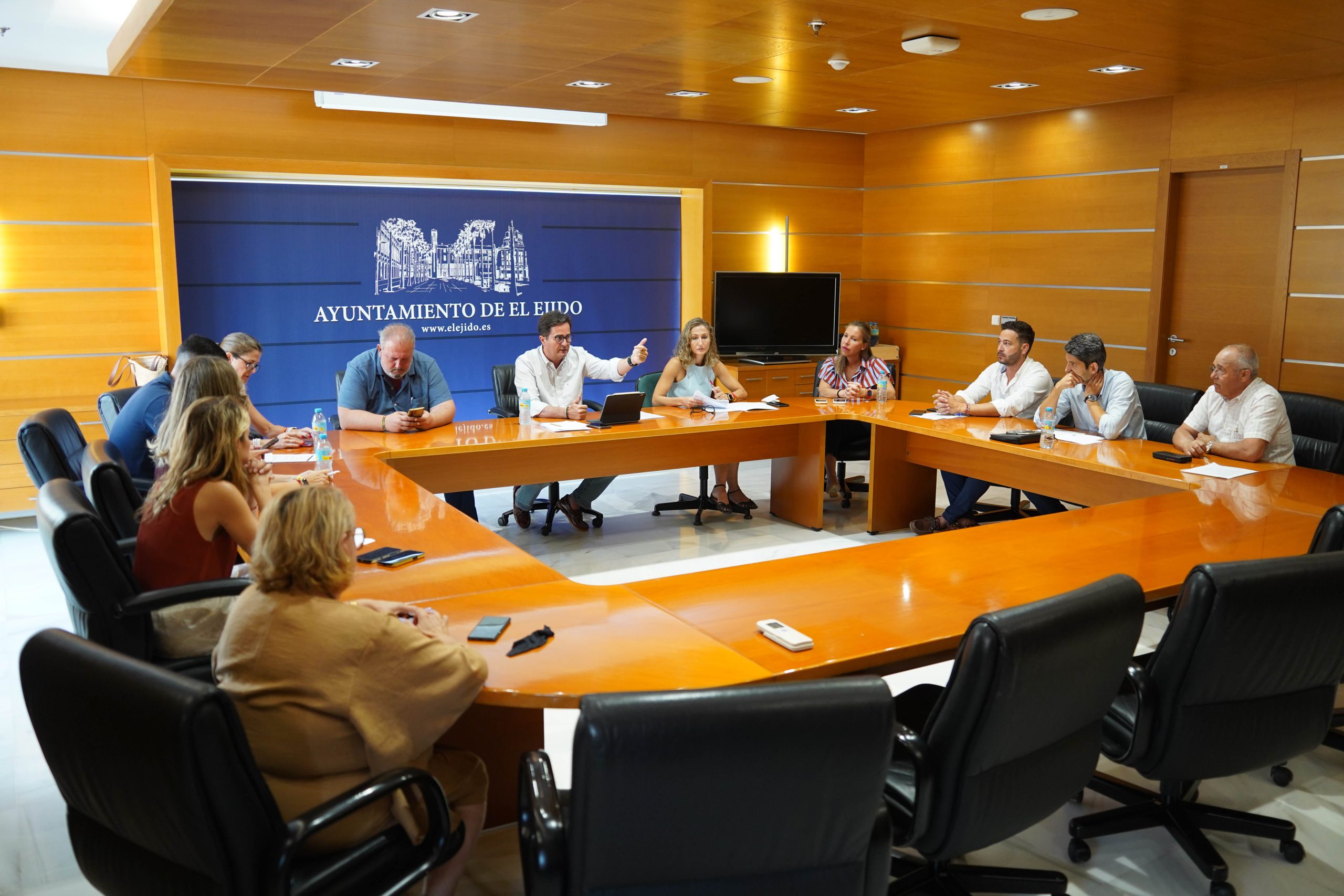 A licitación la mejora de la cubierta de la nave de petanca de Santa María del Águila