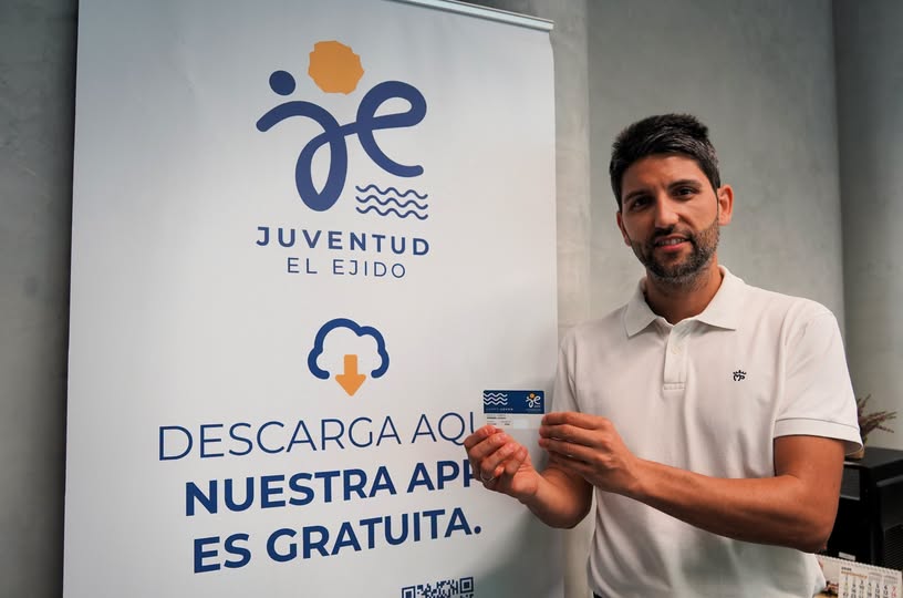 Más de 5.000 jóvenes disfrutan en El Ejido de las ventajas y beneficios del carné joven municipal
