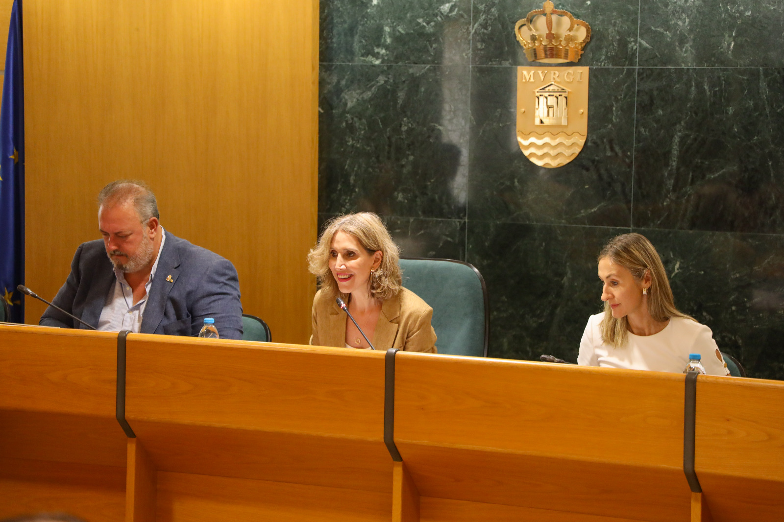 El Pleno aprueba las distinciones que se entregarán el Día del Municipio con las que se reconoce la contribución de personas y entidades al desarrollo y crecimiento de El Ejido