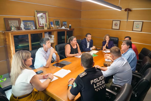 Endesa presenta un plan de inversión para El Ejido de más de 2.3 millones de euros para el periodo 2026-2027