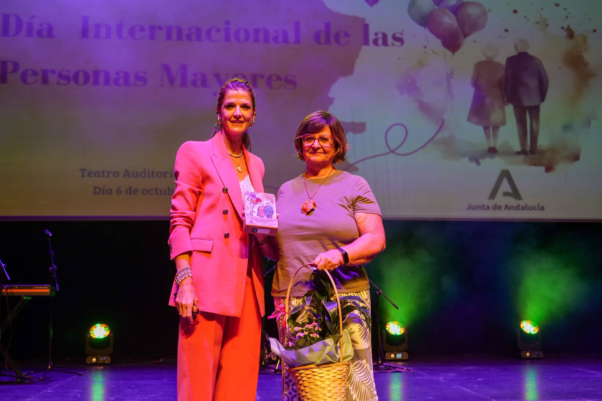 El Ejido acoge el IV Encuentro Provincial de Centros de Participación Activa de la Junta y celebra el Día Internacional de las Personas Mayores con una gala en el Auditorio